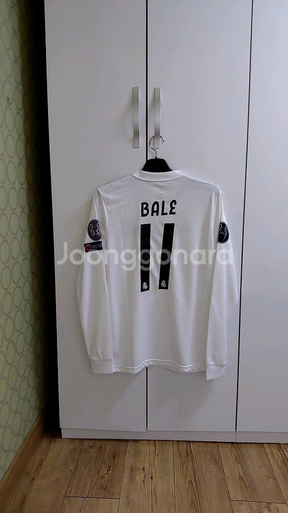 18 19 레알마드리드 홈 가레스 베일 유니폼--0