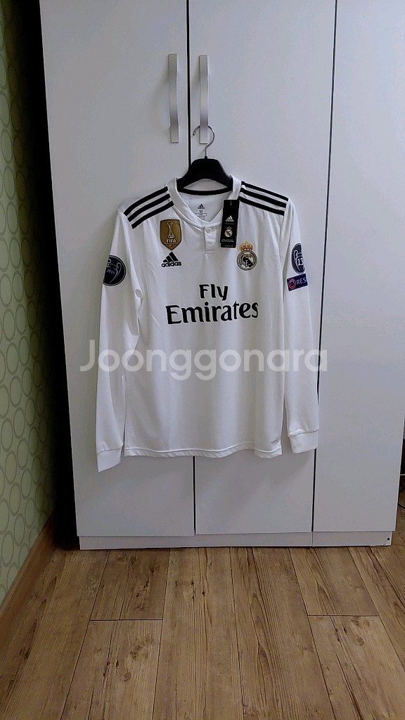 18 19 레알마드리드 홈 가레스 베일 유니폼--1