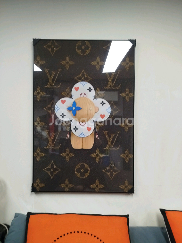 루이비통 모노그램 카이카이키키 웃는꽃 꽃그림 대형 그림 액자 팝아트 인테리어소품 인테리어액자 명품그림 명품액자--8