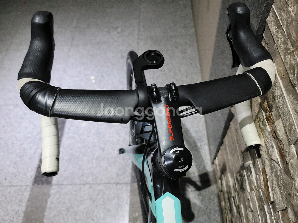 비앙키 아리아 풀카본 초경량7kg대 로드자전거 풀 울테그라--9