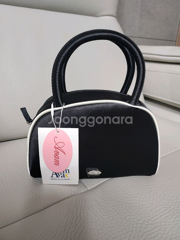 AVAM 아밤 새틴 미니 토트백 블랙--0
