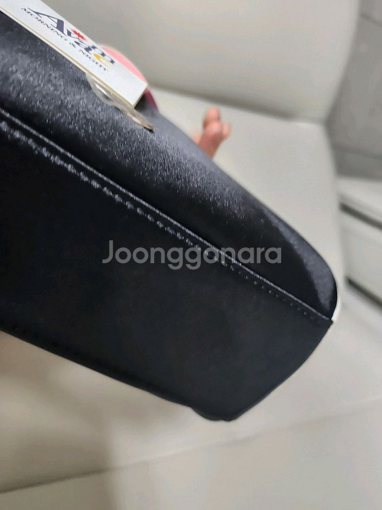 AVAM 아밤 새틴 미니 토트백 블랙--6