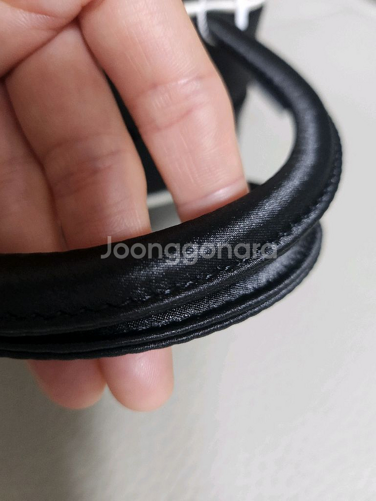 AVAM 아밤 새틴 미니 토트백 블랙--4