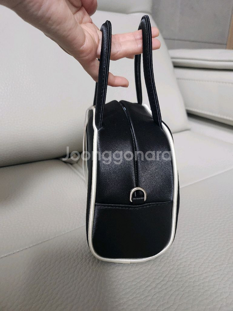 AVAM 아밤 새틴 미니 토트백 블랙--2