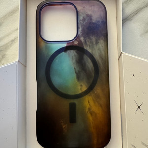 (정품) 아이폰16프로 케이스 89,000 -> 40,000 판매