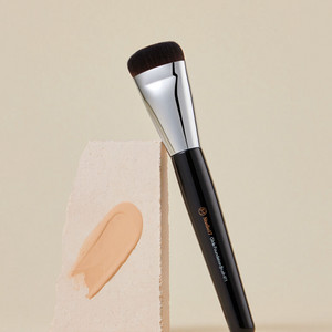 [새상품] 스튜디오17 글라이드 파운데이션 브러쉬 411