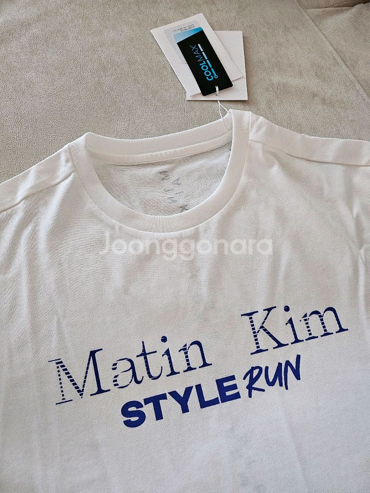 (새상품) 마뗑킴 스타일런 티셔츠 XL + 모자 +가방--2