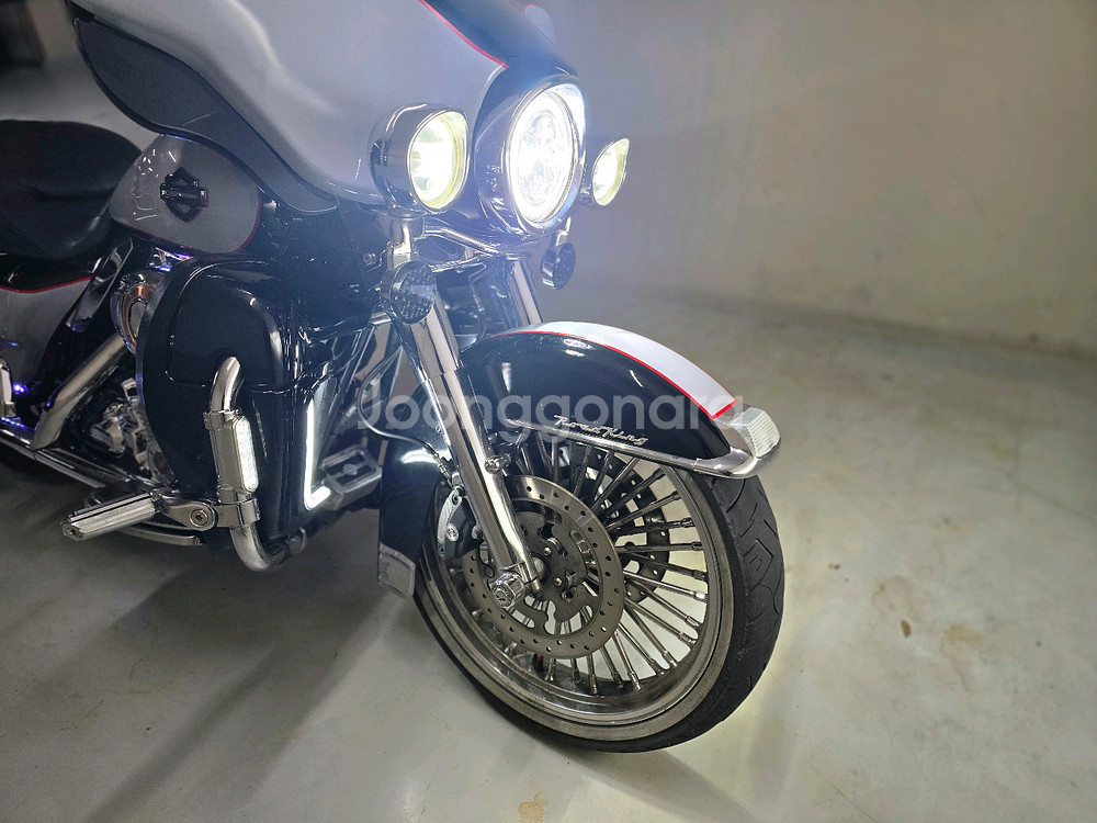 할리데이비슨 울트라--7