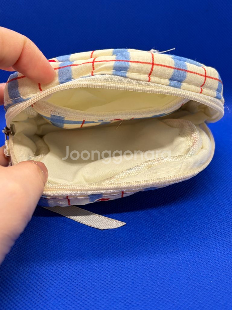 체리 체크 노랑 파우치 휴대용으로도 용이--2