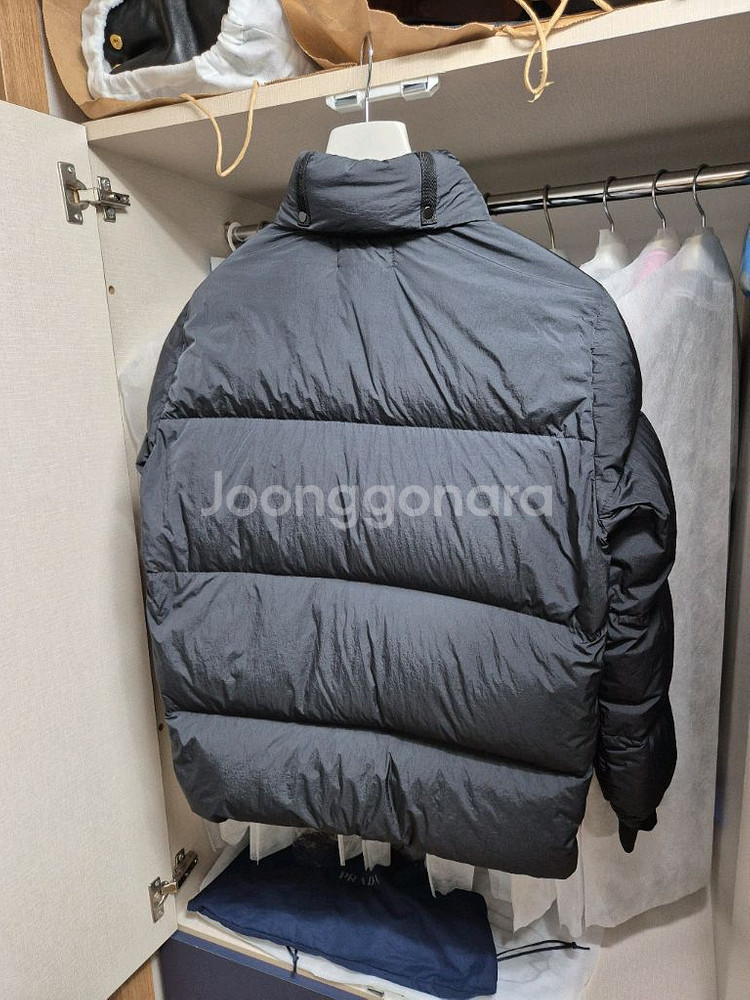 새상품급 한글택 95-M 스톤아일랜드 크링클랩스 패딩--1