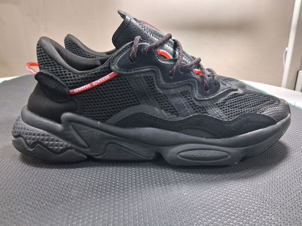 아디다스 오즈위고 블랙 메쉬러닝화 260~265mm--3