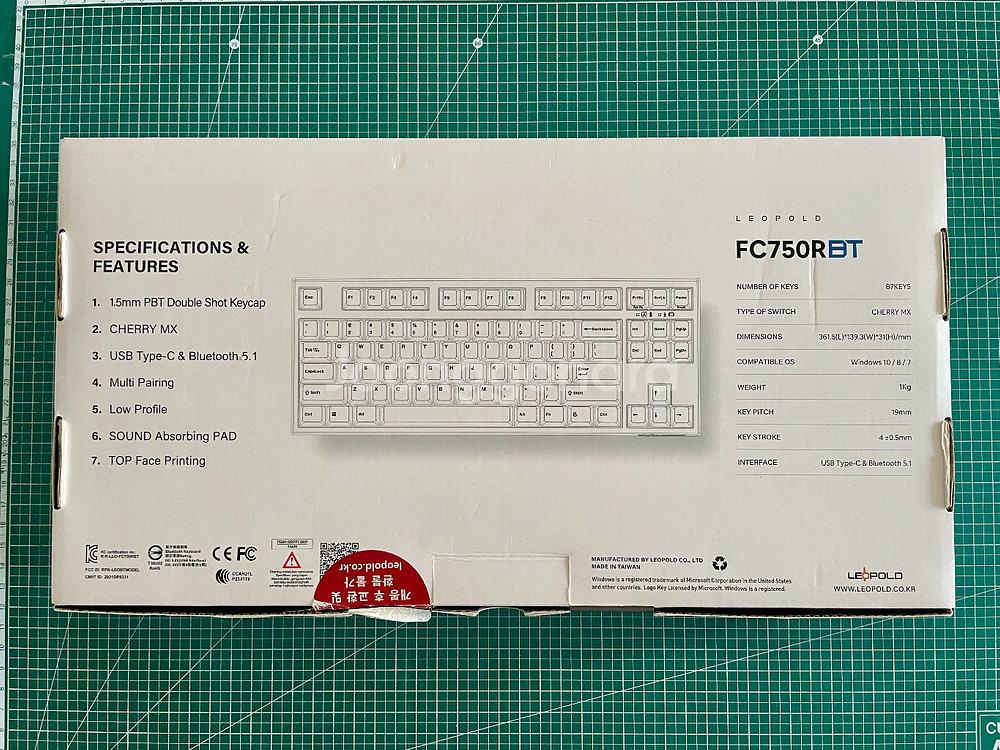 레오폴드 FC750RBT 그라파이트 저소음적축 한글 자판 팝니다.--2