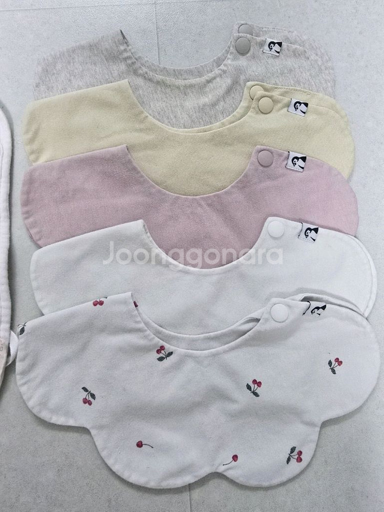 코니 턱받이 및 에뜨와 턱받이--2