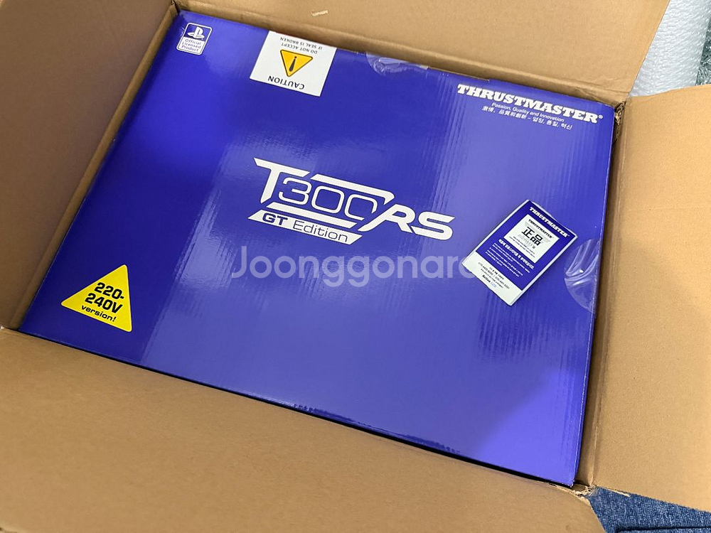 트러스트마스터 T300RS GT 레이싱휠 미개봉--0