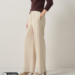 랑방컬렉션 울 블렌드 리브드 터틀넥 니트 탑