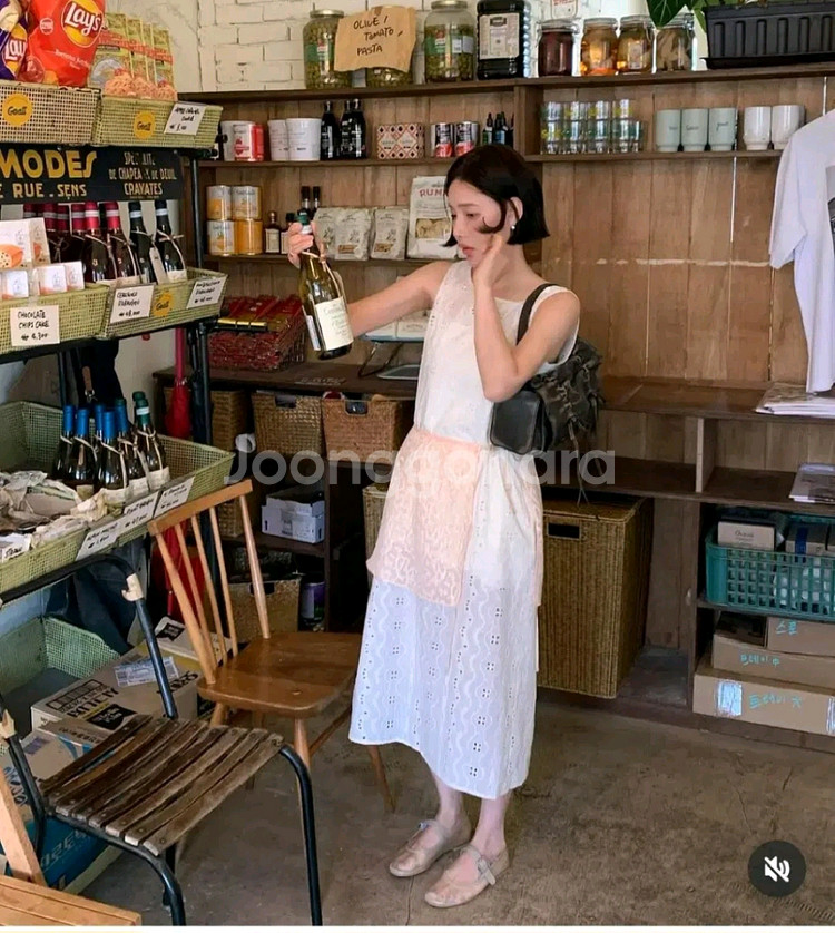 리본타이 투굿 펀칭 아일렛 원피스 - 블랙,M--8