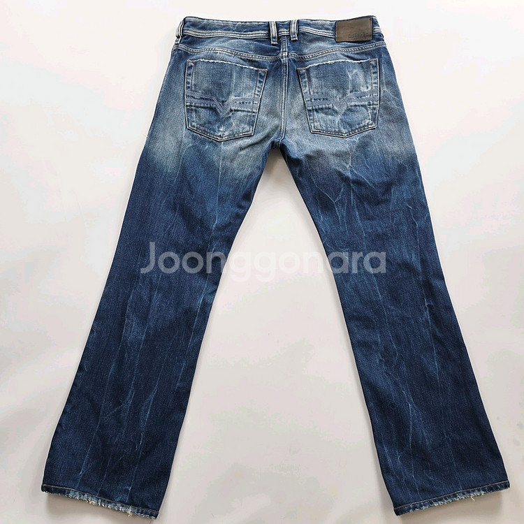 디젤 청바지 자티니 부츠컷 사이즈34 R2892--4