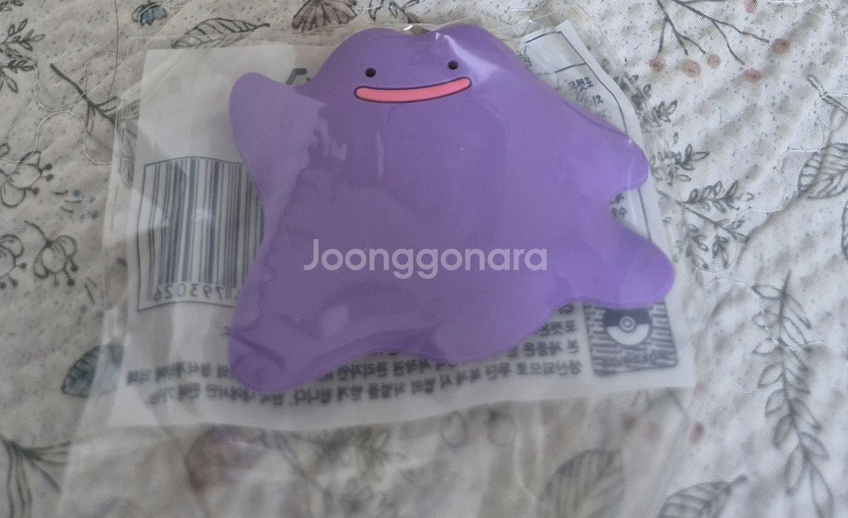 CU 메타몽 그립톡 새상품--0