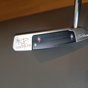 정품 스카티카메론 한정판 마이걸16 34인치퍼터 판매해요