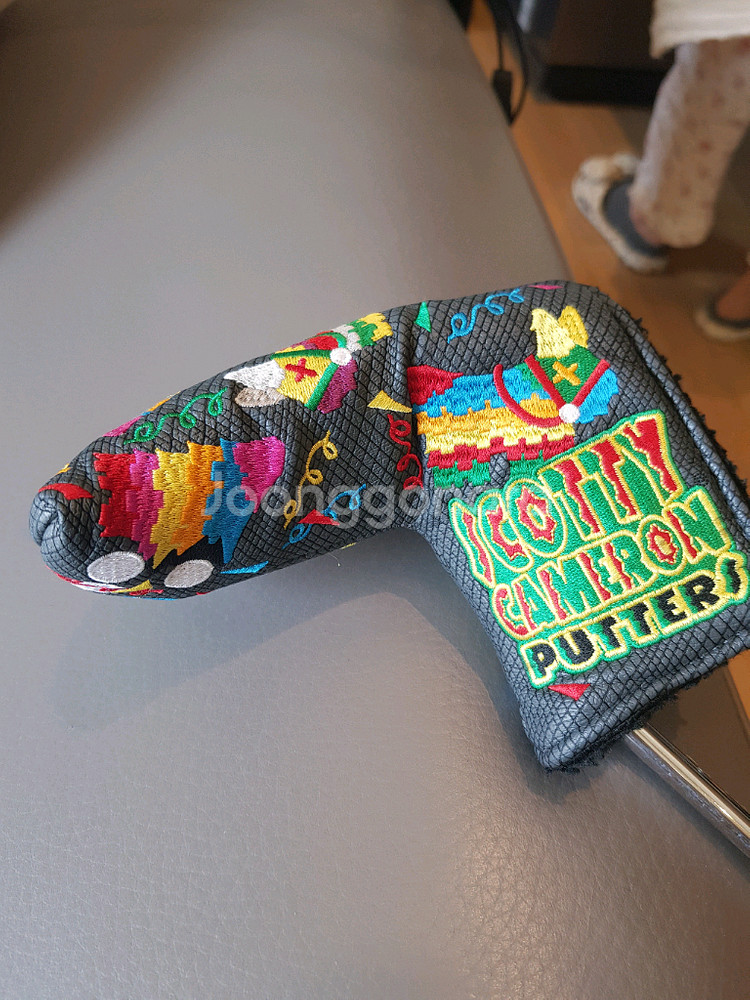 정품 스카티카메론 한정판 마이걸16 34인치퍼터 판매해요--6