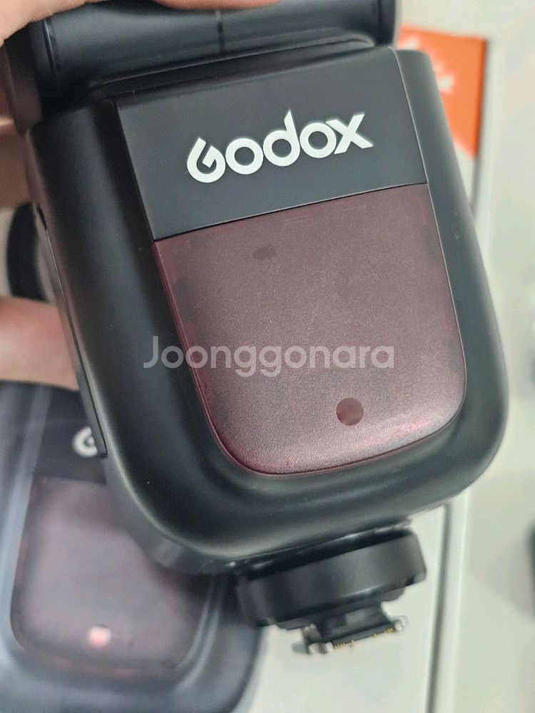 고독스 V1 플래시 + X2T 동조기 + 추가배터리 소니--2