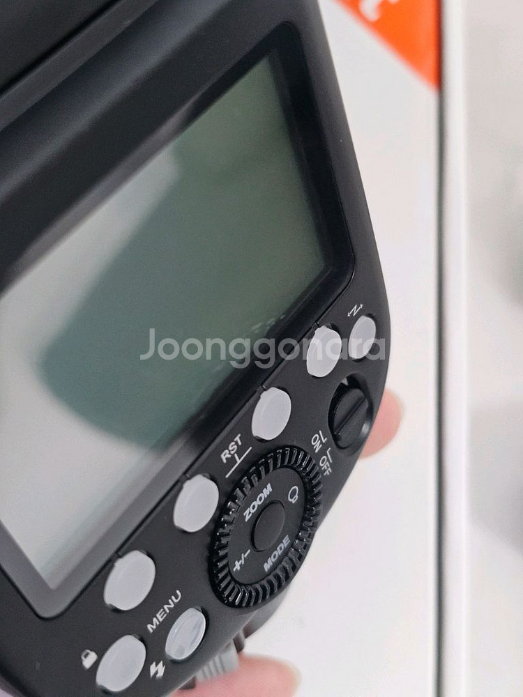 고독스 V1 플래시 + X2T 동조기 + 추가배터리 소니--4