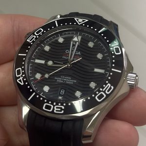 오메가 씨마스터 300 다이버 시계