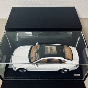 1:18 제네시스 G80 다이캐스트 (한정판)