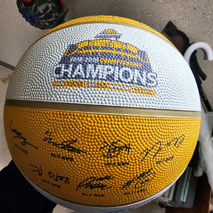KB스타즈 여자농구단 사인볼