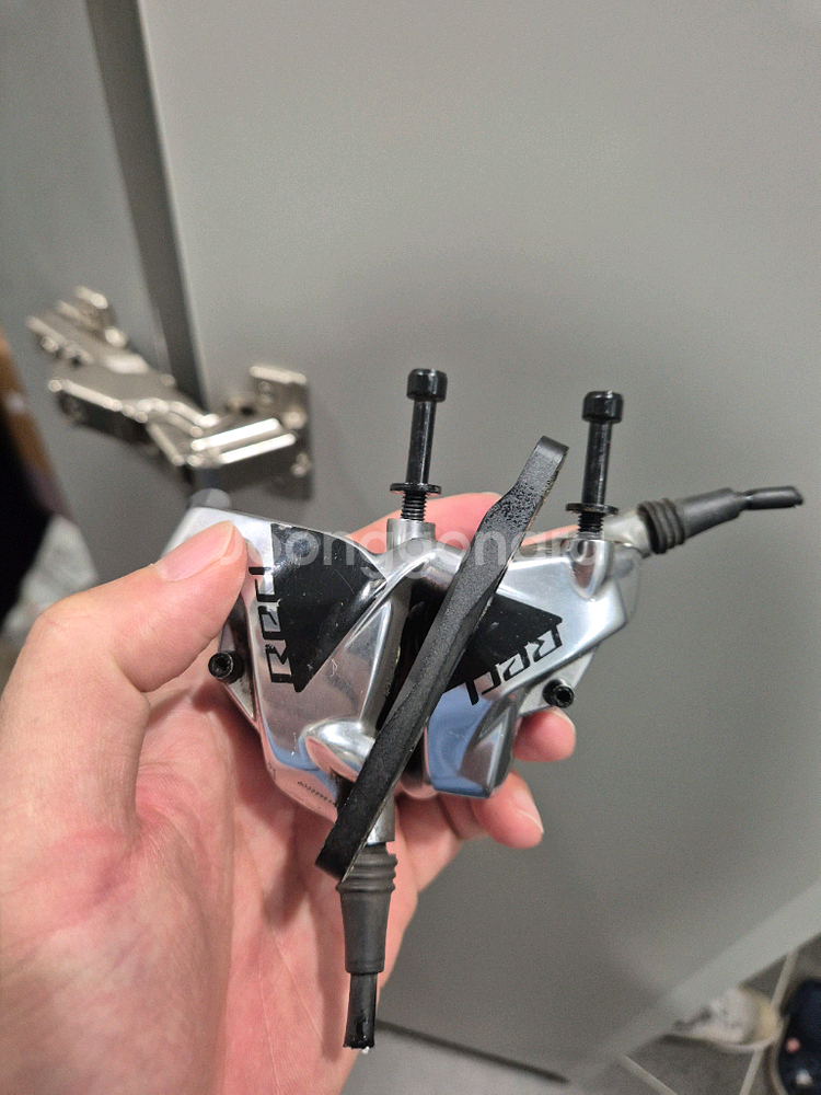 스램 레드 d1 캘리퍼, d1 스프라켓 체인--0