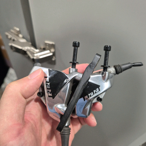 스램 레드 d1 캘리퍼, d1 스프라켓 체인