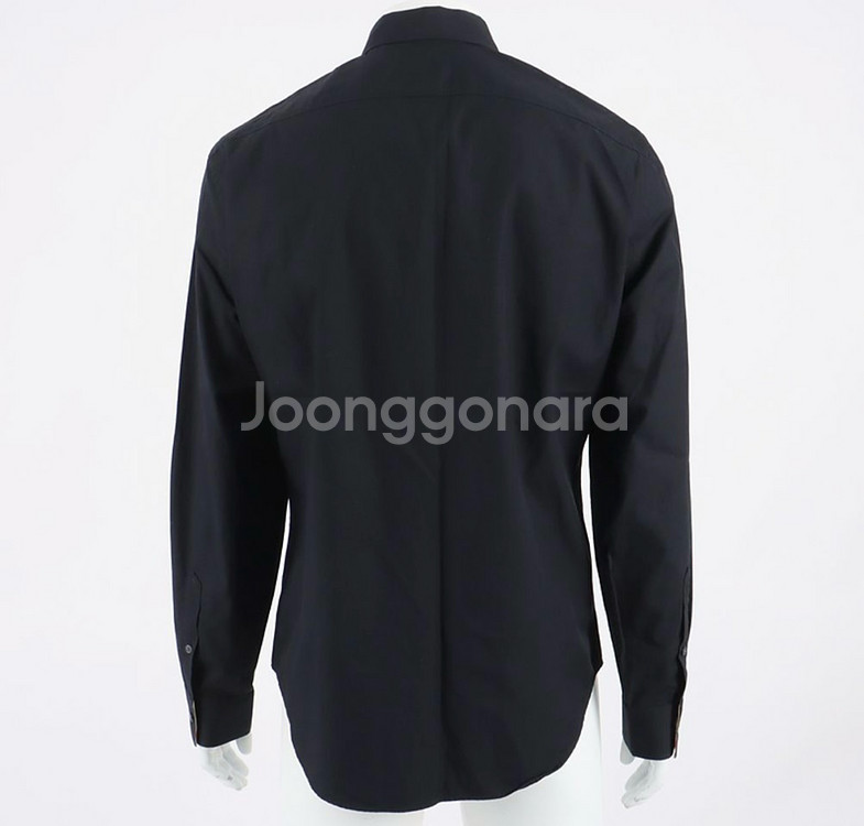 버버리 블랙셔츠--1