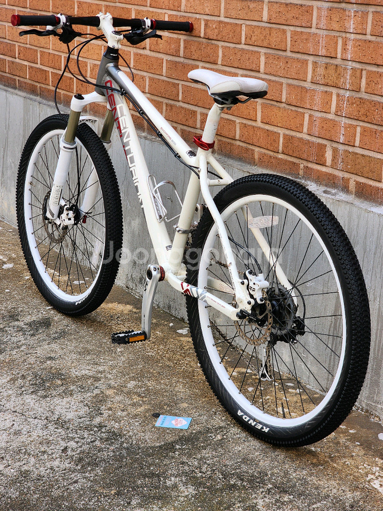 센츄리온 백파이어 800 MTB 자전거 팝니다--8