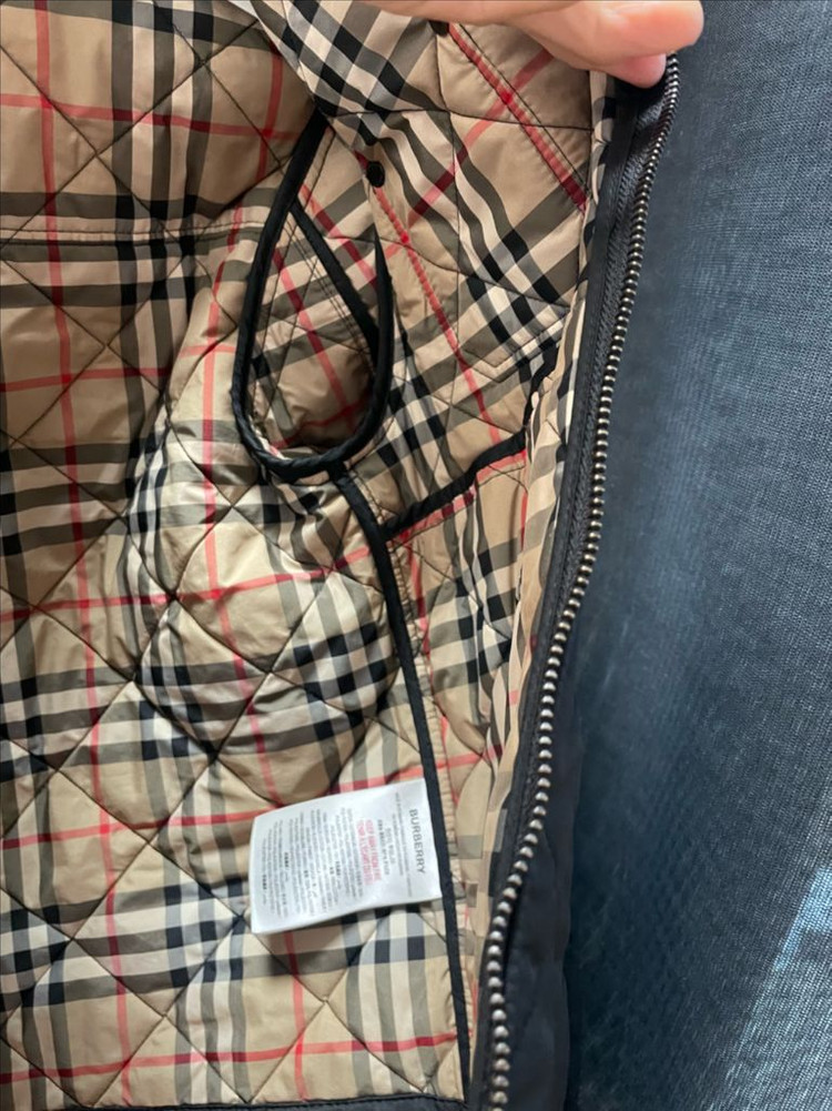 버버리 칠드런 퀼팅자켓 이미지