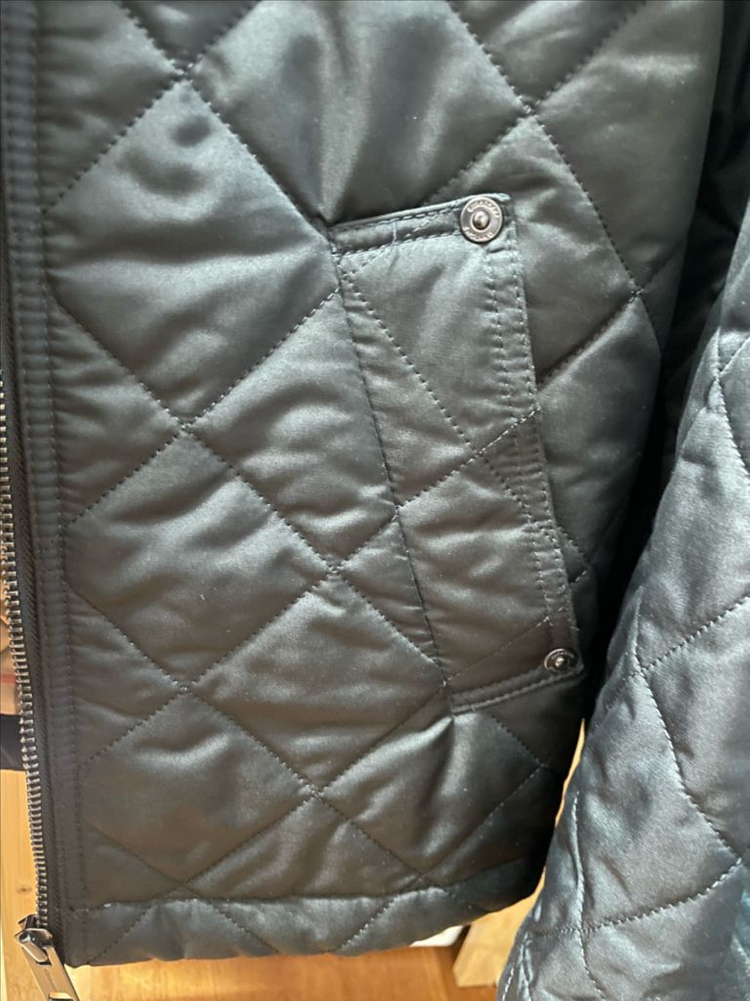 버버리 칠드런 퀼팅자켓 이미지