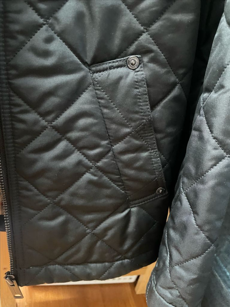 버버리 칠드런 퀼팅자켓 이미지