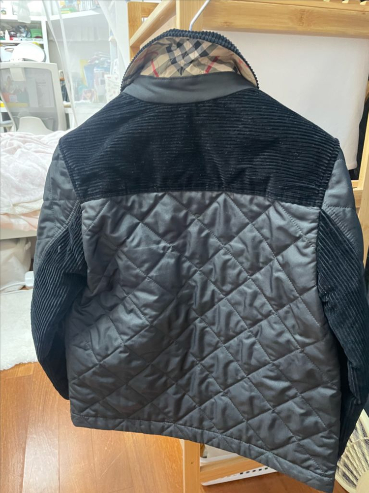 버버리 칠드런 퀼팅자켓 이미지