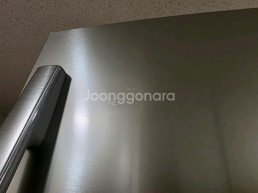 삼성 냉장고 RT62A7042SL 모델 판매합니다- 에너지 소비 효율은 3등급입니다- 월간 소비전력은 43.0 kW--9