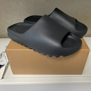 아디다스 이지 슬라이드 오닉스