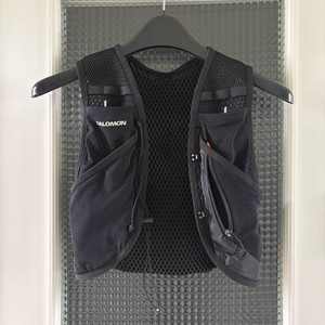 살로몬 액티브 스킨 4 베스트 팝니다.