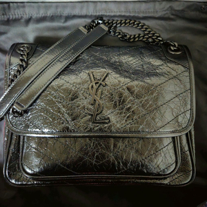 생로랑 니키백 미디엄 블랙체인