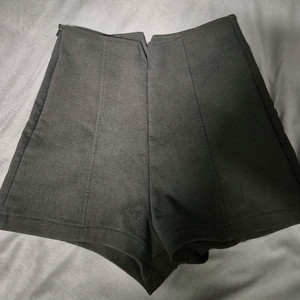 여성 블랙 반바지 M
