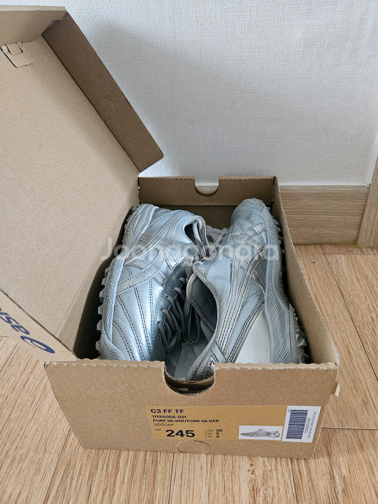 아식스 C3 FF TF 풋살화 실버 245mm--4