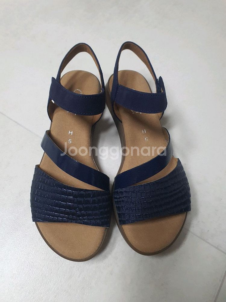 [새상품] 가버 여성 가죽 샌들 _250--4