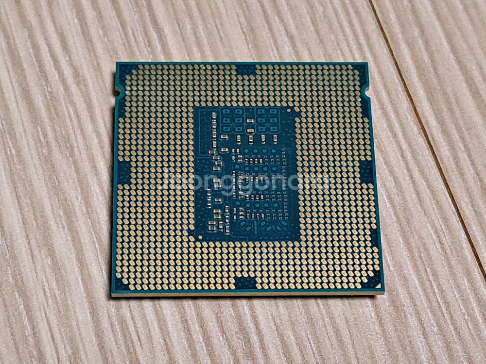 인텔 1150 하스웰 E3-1231V3 (=i7 4770 4790) CPU 1231 V3 단품 반택포 2.9만 급처--2