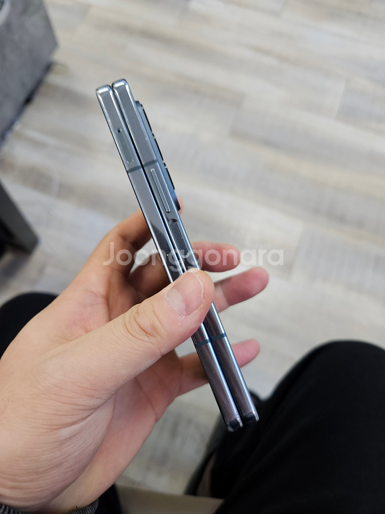 실사진 삼성 갤럭시Z폴드4 판매 중고폰 F936--4