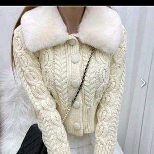 새상품)장원영 스타일 밍크 꽈배기케이블니트