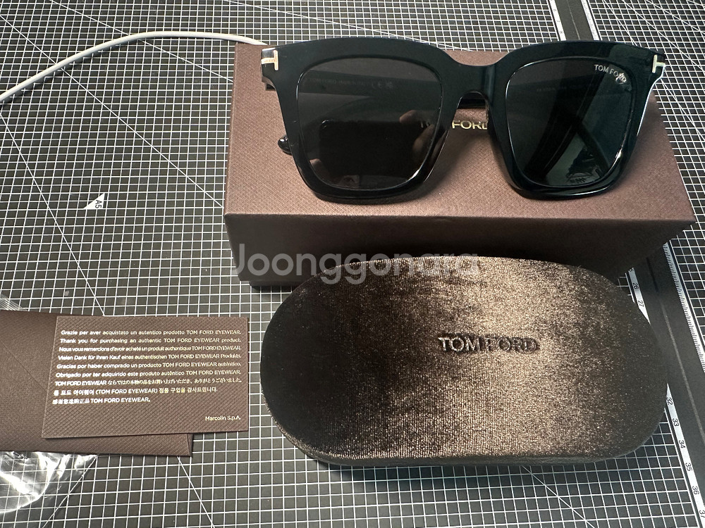 톰포드 선글라스 TF970-K 01A 모델 블랙--0