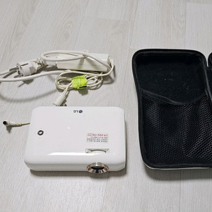 LG 미니빔 빔프로젝터 ph550