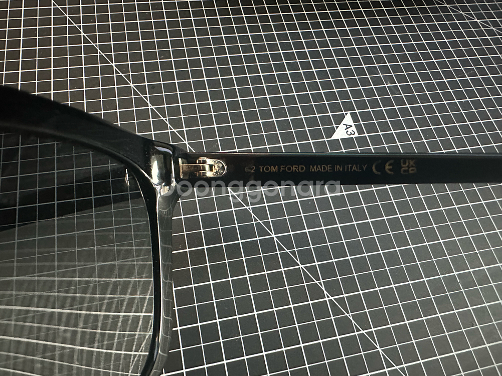 톰포드 선글라스 TF970-K 01A 모델 블랙--3